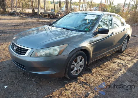 2008 Honda Accord 2.4 Lx-P z USA, uszkodzony, nr VIN 1HGCP26418A073125